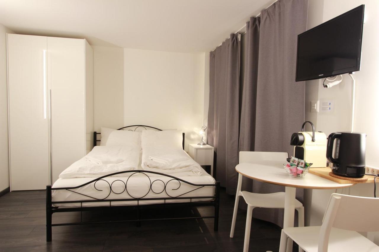 Kobi Boutique Hirschenplatz *